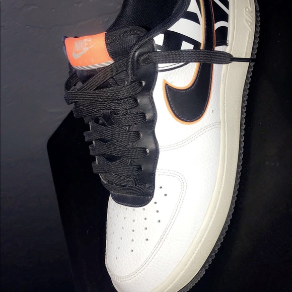Air Force 1 Orange Black and White - Picture 5 of 7